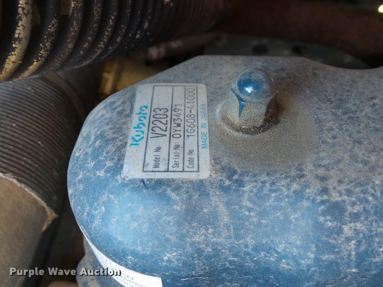 image for item BP9441 2001 Bobcat 773 skid steer