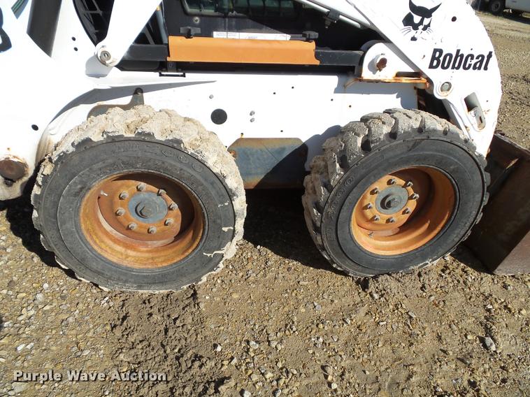 image for item BP9441 2001 Bobcat 773 skid steer