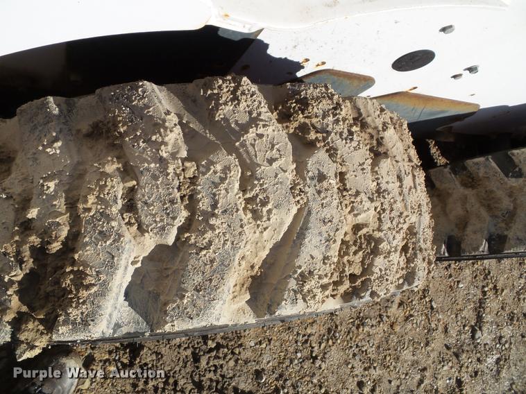 image for item BP9441 2001 Bobcat 773 skid steer