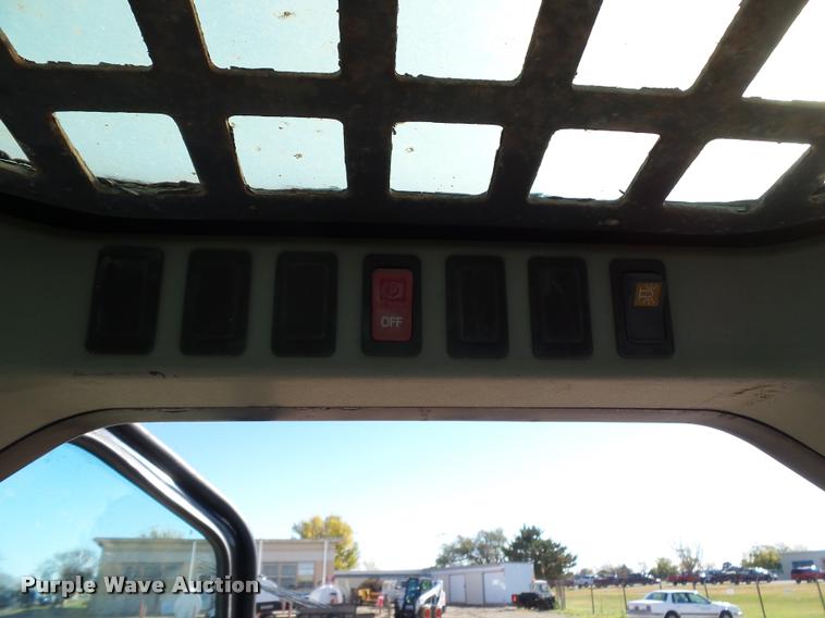 image for item BP9441 2001 Bobcat 773 skid steer