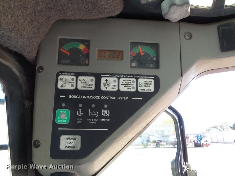 image for item BP9441 2001 Bobcat 773 skid steer