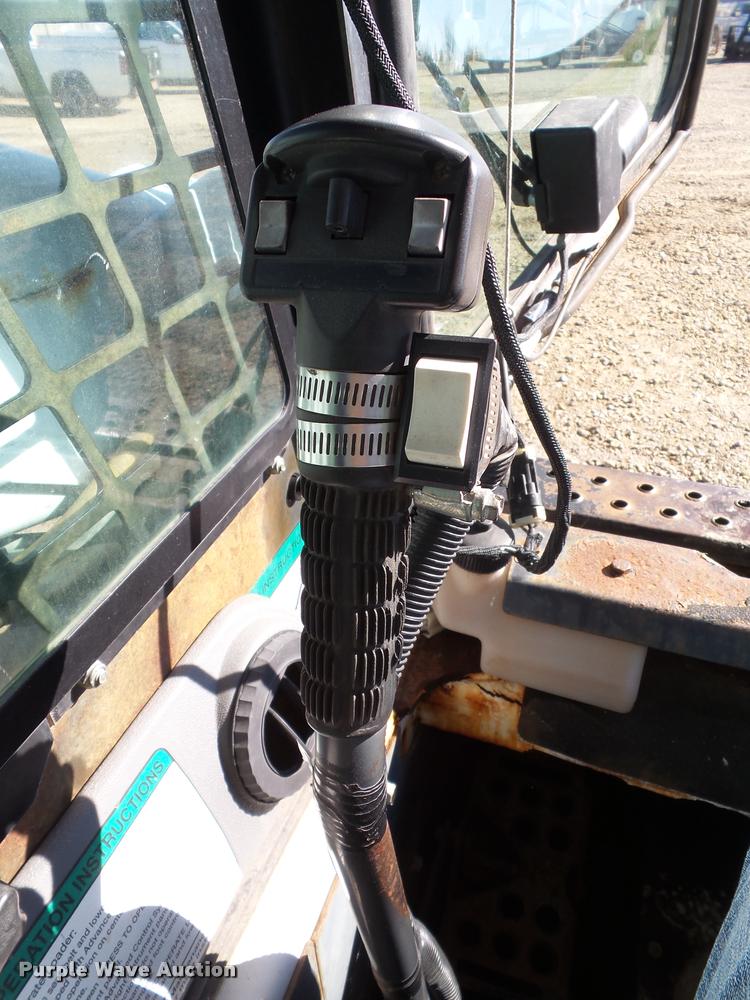 image for item BP9441 2001 Bobcat 773 skid steer