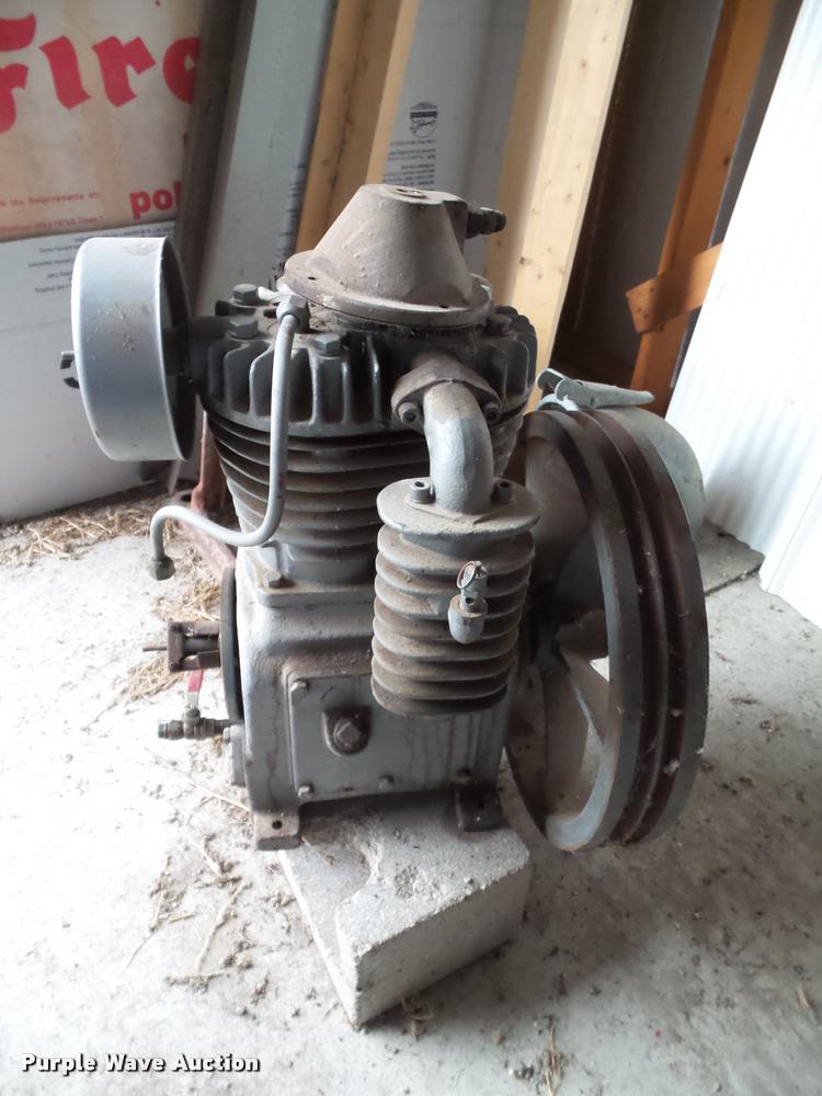 image for item BP9483 Atlas air compressor