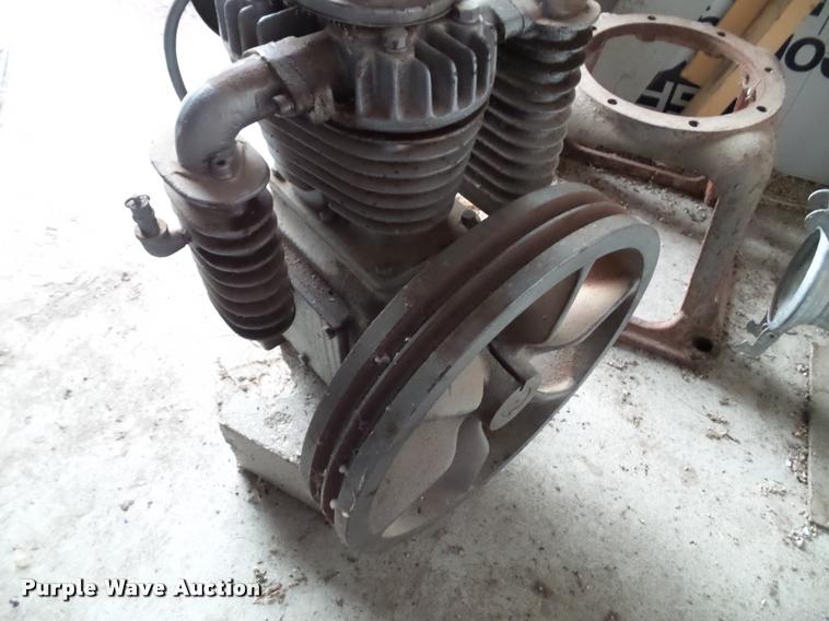 image for item BP9483 Atlas air compressor