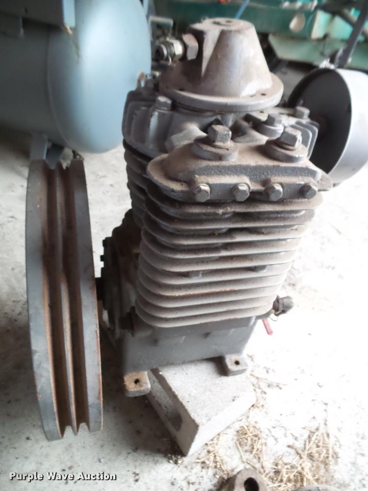 image for item BP9483 Atlas air compressor