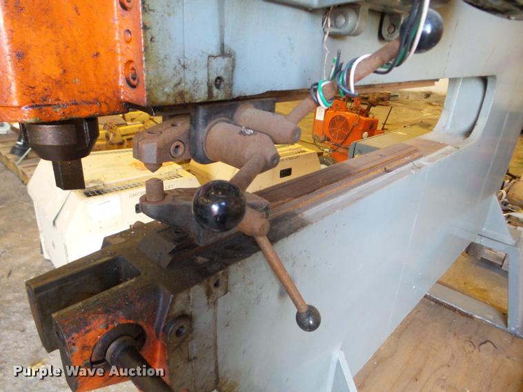 image for item BR9053 1966 Pullmax P-615 shear