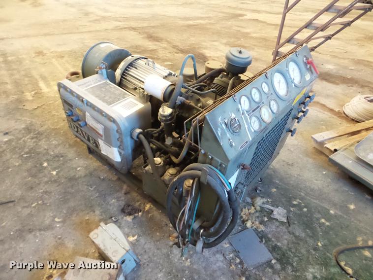 image for item BR9062 Davey 220U air compressor