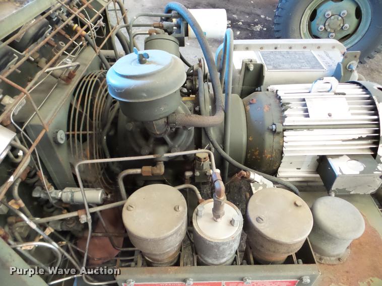 image for item BR9062 Davey 220U air compressor