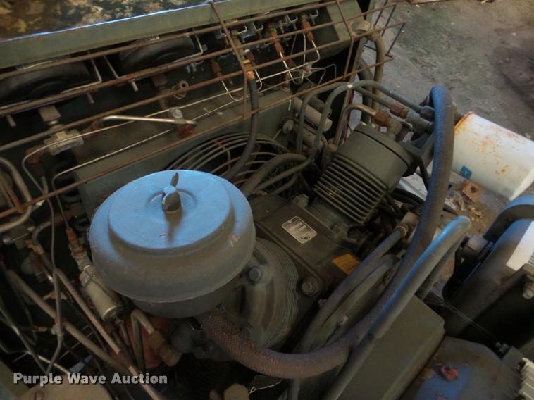 image for item BR9062 Davey 220U air compressor