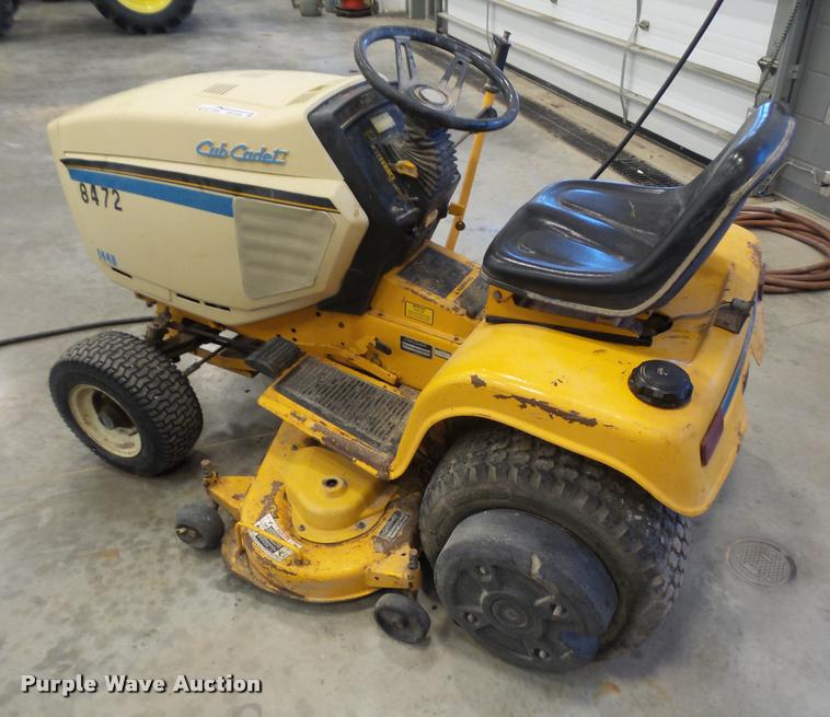 image for item BW9520 Cub Cadet 1440 lawn mower