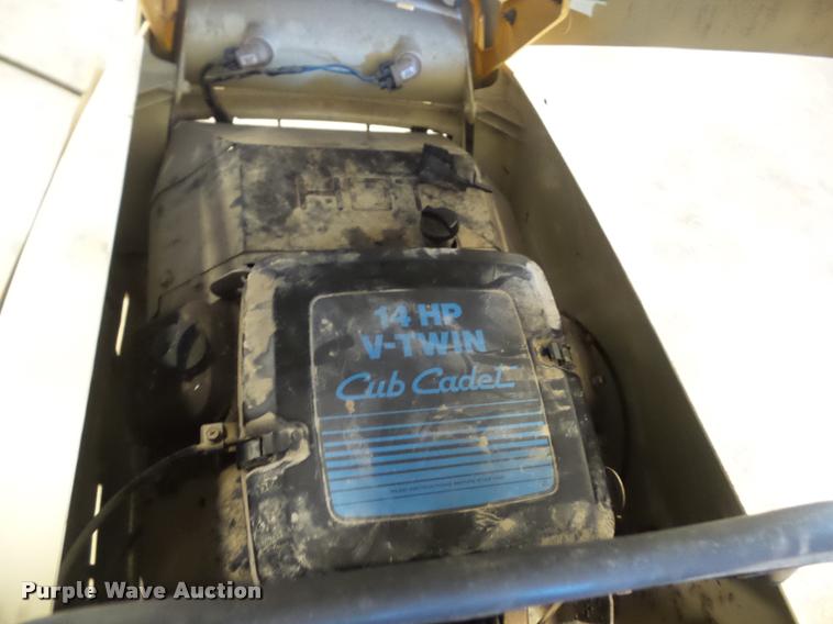 image for item BW9520 Cub Cadet 1440 lawn mower