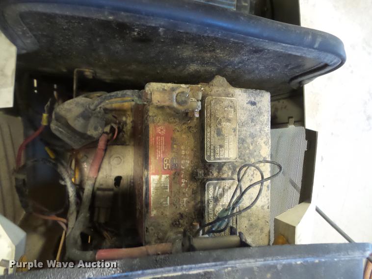 image for item BW9520 Cub Cadet 1440 lawn mower