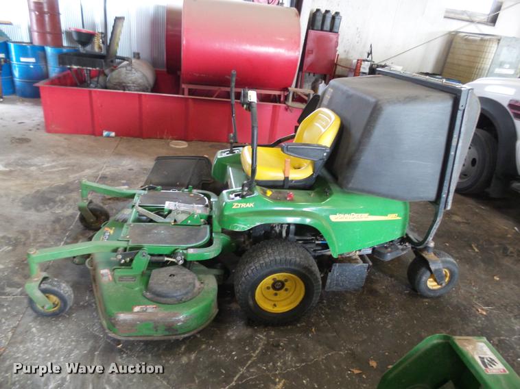 image for item BY9636 John Deere F687 Z-Trak lawn mower