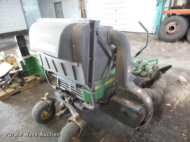 image for item BY9636 John Deere F687 Z-Trak lawn mower