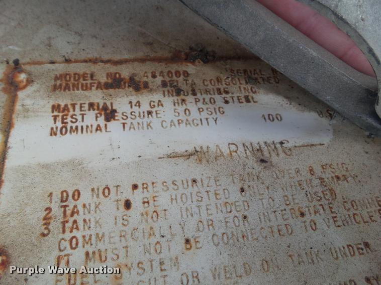 image for item BZ9875 Delta fuel tank