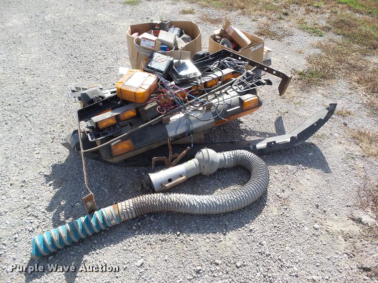 image for item BZ9880 Automotive parts and accessories