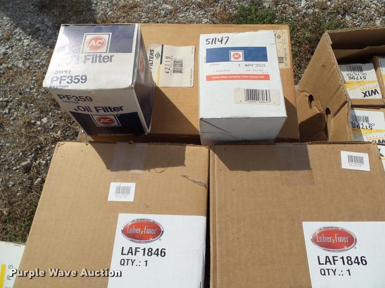 image for item BZ9884 Oil and air filters