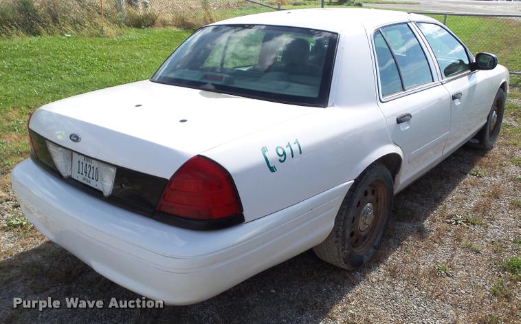 image for item BZ9901 2006 Ford Crown Victoria Police Interceptor