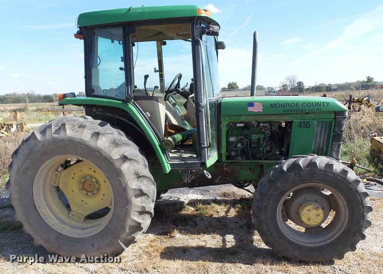 image for item BZ9903 2001 John Deere 6405 tractor
