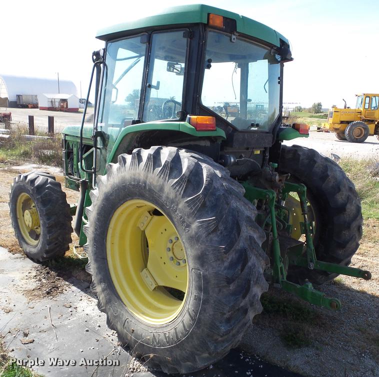 image for item BZ9903 2001 John Deere 6405 tractor