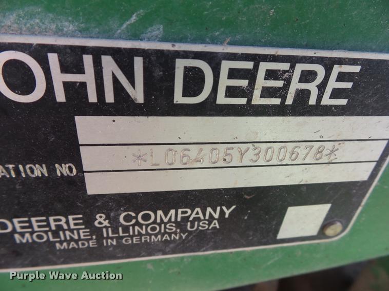 image for item BZ9903 2001 John Deere 6405 tractor