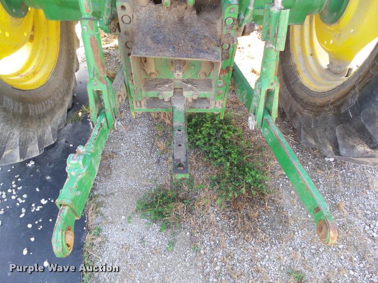 image for item BZ9903 2001 John Deere 6405 tractor