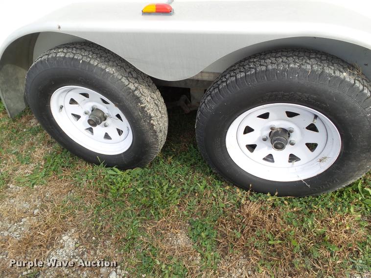 image for item BZ9904 2008 Middlebury MST7X16TA2 enclosed cargo trailer