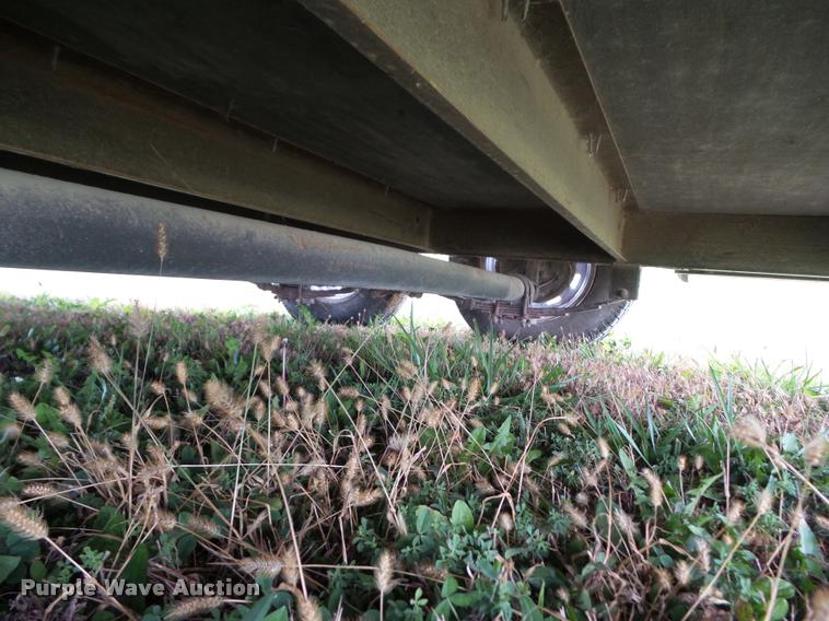 image for item BZ9904 2008 Middlebury MST7X16TA2 enclosed cargo trailer