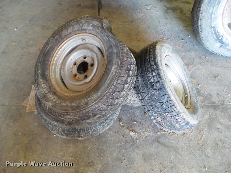 image for item BZ9921 (8) tires