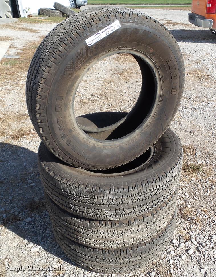 image for item BZ9923 (4) Hankook Dynapro AT P235/75R17 tires