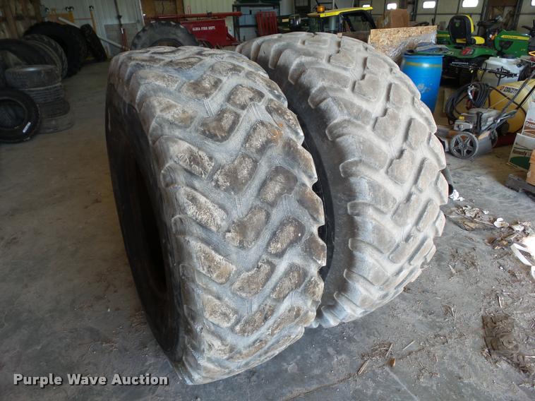 image for item BZ9926 (2) Michelin XTL-A TL 20.5R25 tires