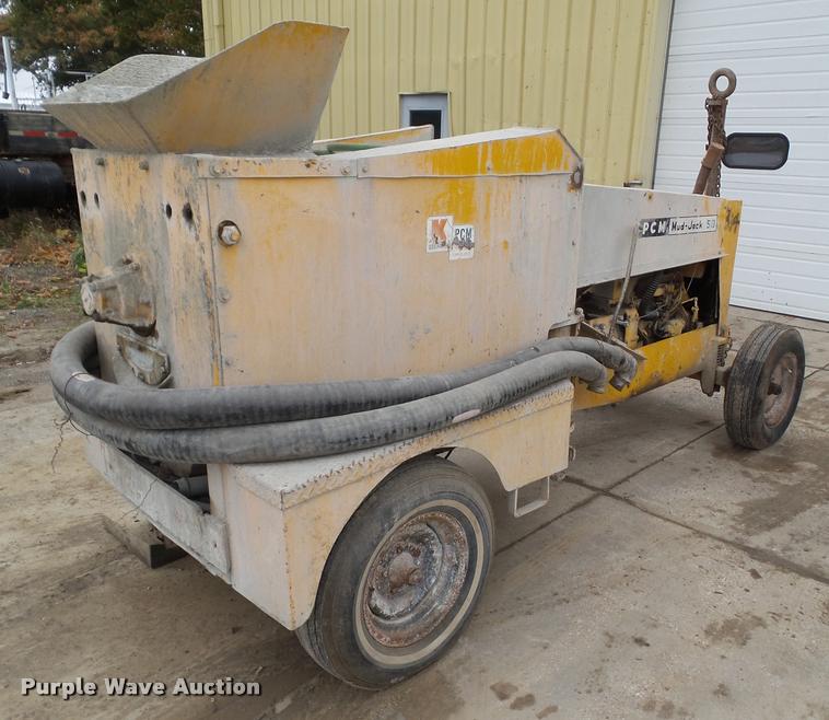 image for item BZ9928 PCM 50 mud jack pump