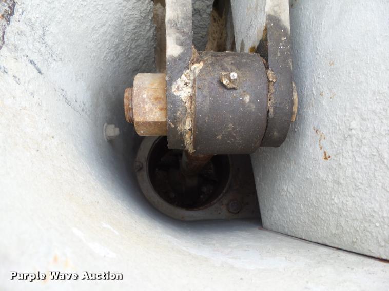 image for item BZ9928 PCM 50 mud jack pump