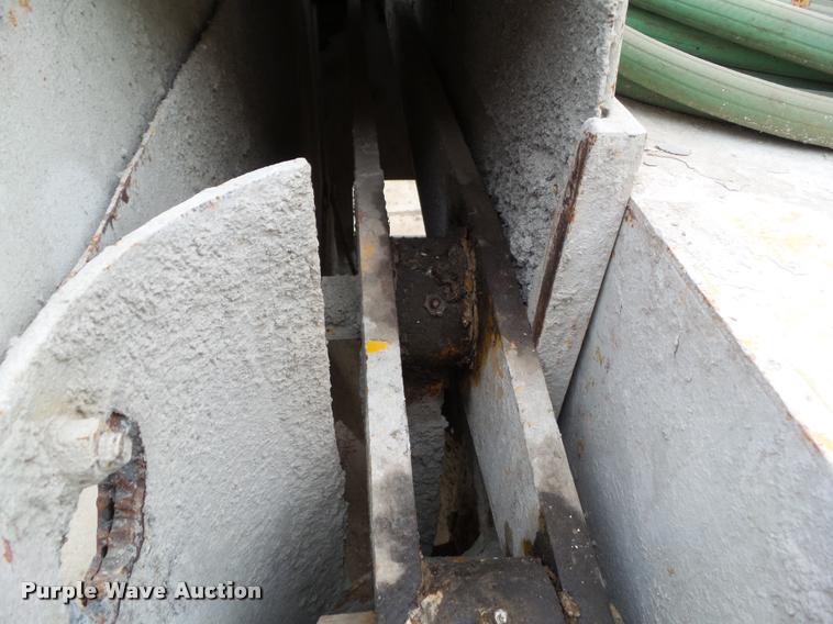 image for item BZ9928 PCM 50 mud jack pump