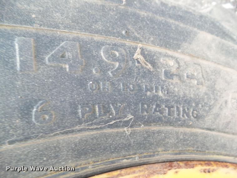 image for item BZ9929 1974 Athey Force Feed loader