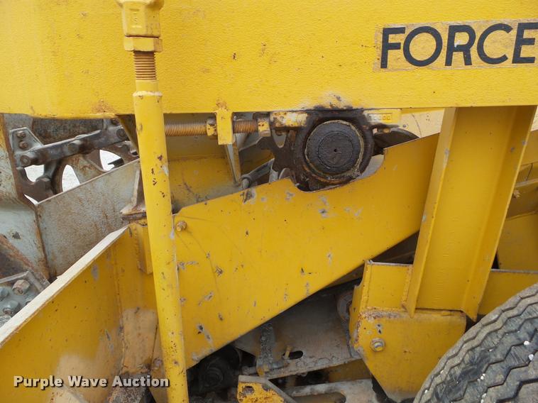 image for item BZ9929 1974 Athey Force Feed loader