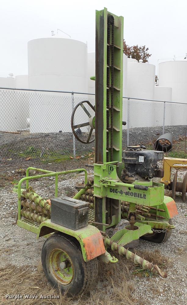 image for item BZ9930 Dig-R-Mobile 550 drill rig