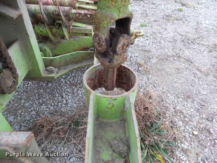 image for item BZ9930 Dig-R-Mobile 550 drill rig