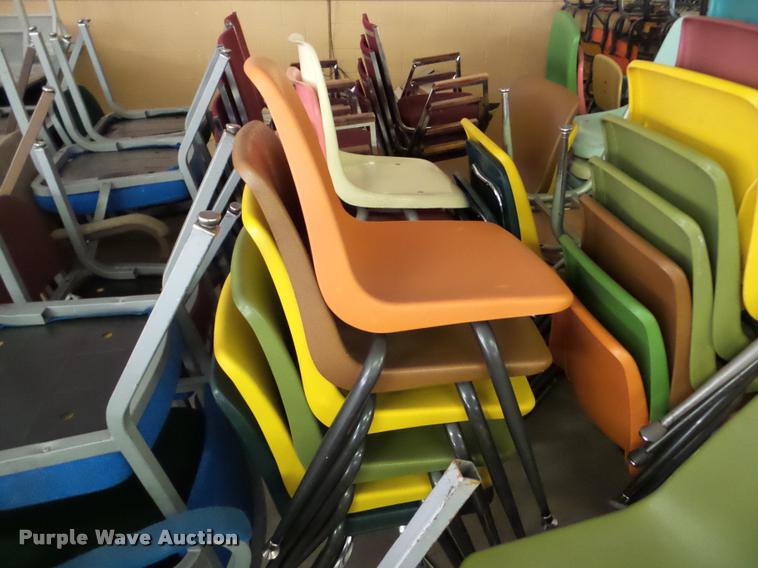 image for item DA2941 Approximately 100 chairs