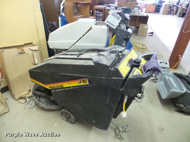 image for item DA2944 Cleaning equipment