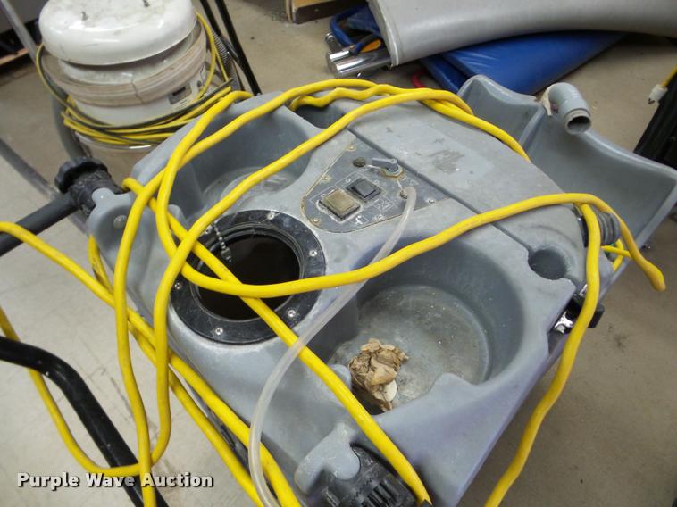 image for item DA2944 Cleaning equipment