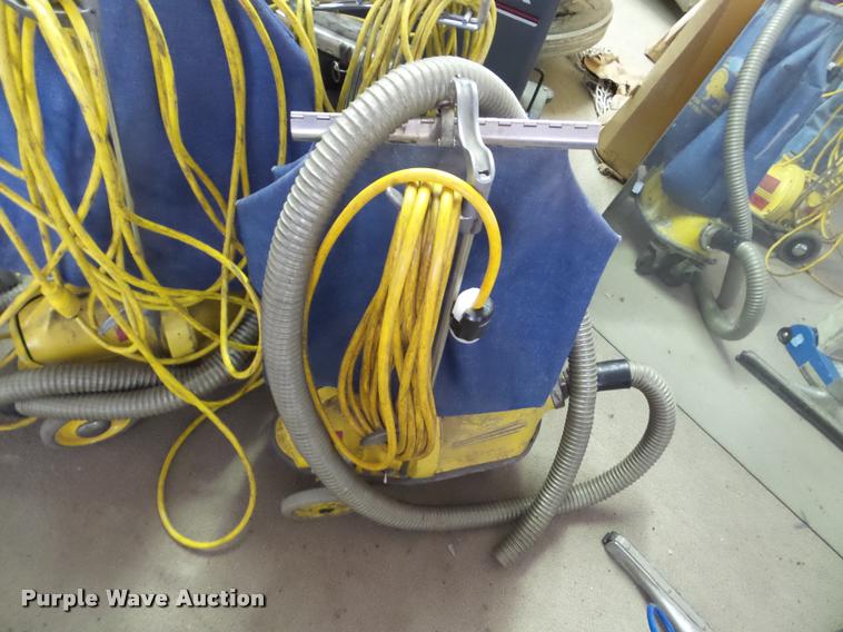 image for item DA2944 Cleaning equipment