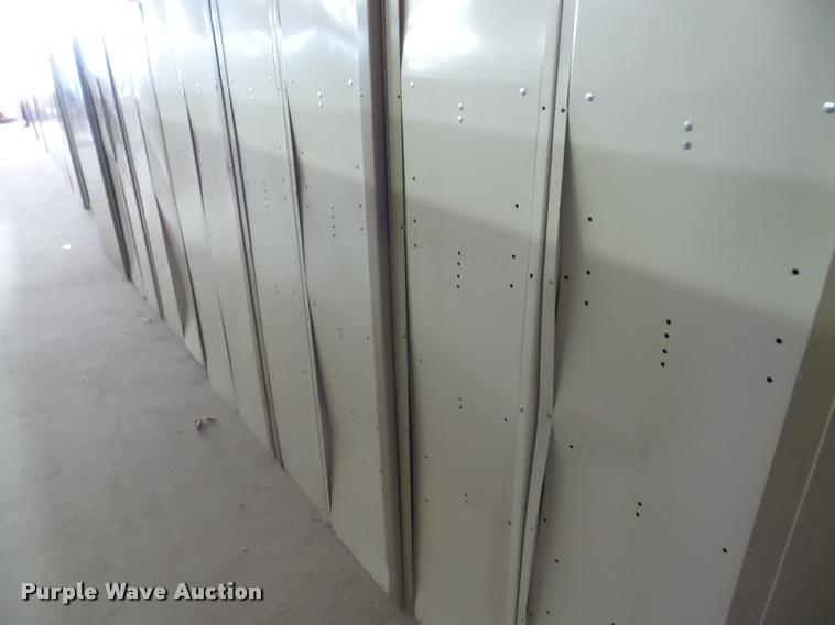 image for item DA2950 Lockers