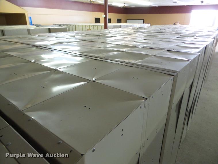 image for item DA2951 Lockers