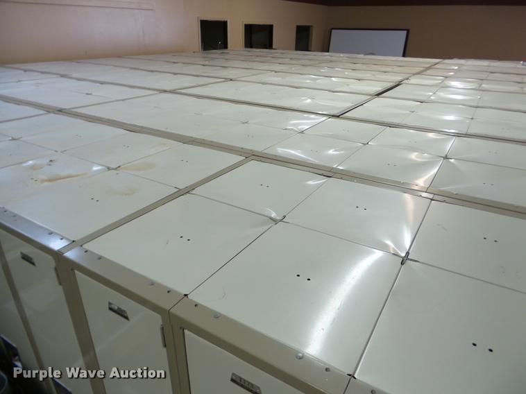 image for item DA2953 Lockers