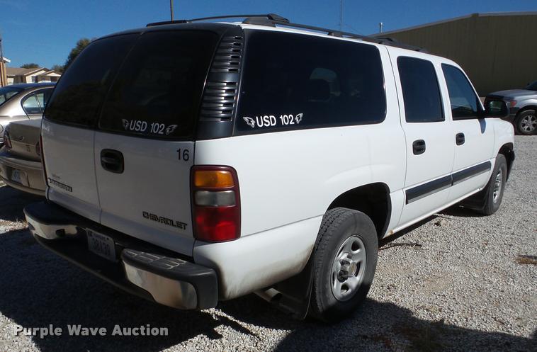 image for item DA2964 2001 Chevrolet Suburban SUV