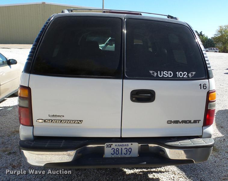 image for item DA2964 2001 Chevrolet Suburban SUV