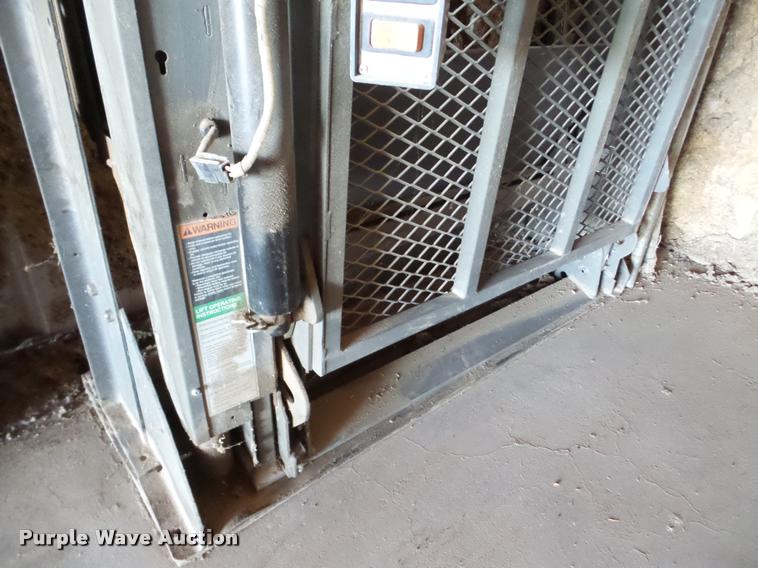 image for item DA2967 Braun wheelchair lift