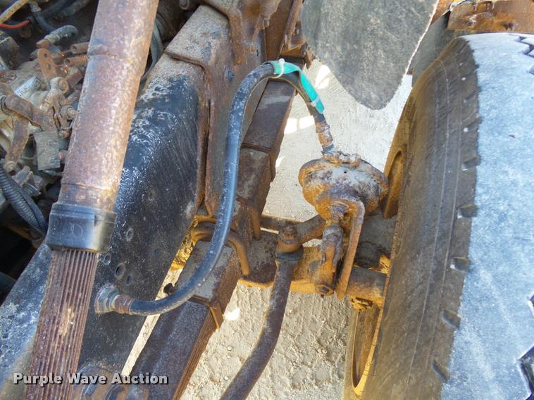 image for item DA3500 1995 Ford L9000 dump truck