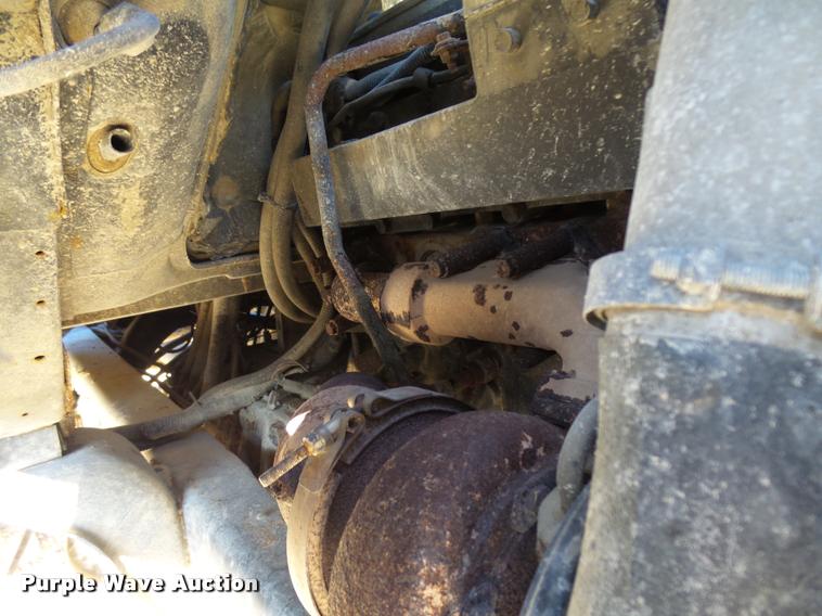 image for item DA3501 1997 Ford L9000 truck cab and chassis